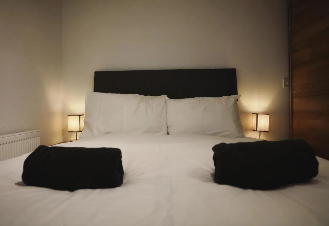 Serviced Apartments Nailsea 0*,