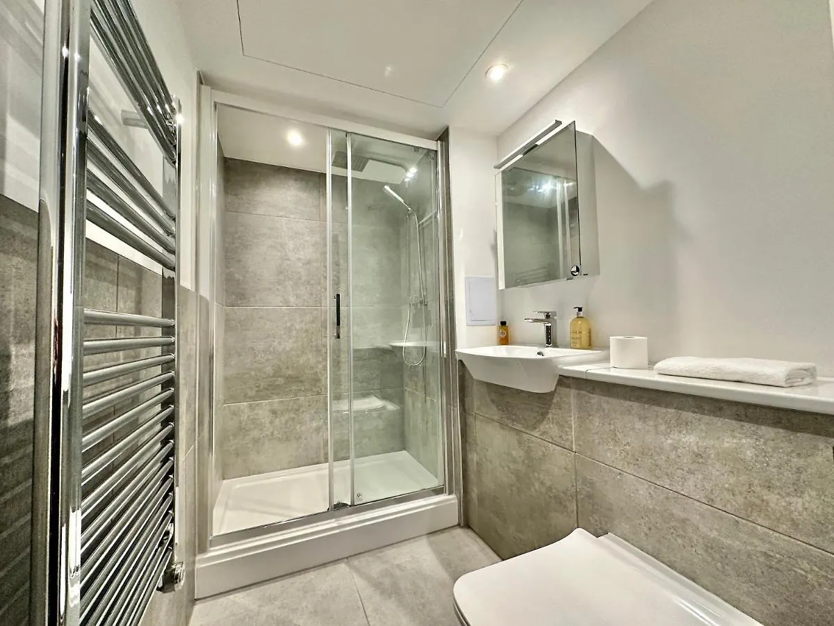 Serviced Apartments Nailsea 0*,  United Kingdom